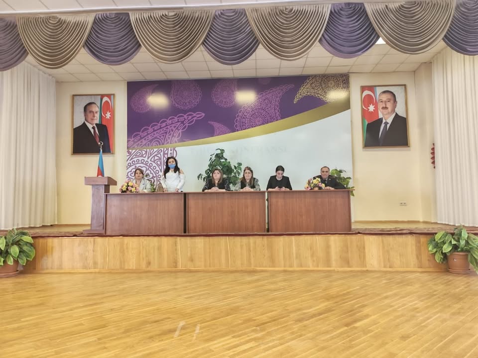 📌 Peşə seçimi yolunda şagirdlərlə növbəti görüş keçirildi.
P